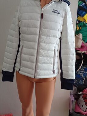 Tommy Hilfiger Women's White Puffer Jacket